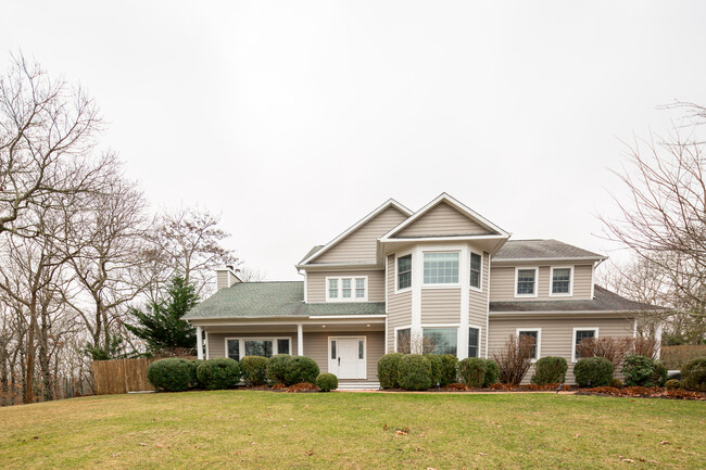 Photo - 8 Mountain Laurel Ln House