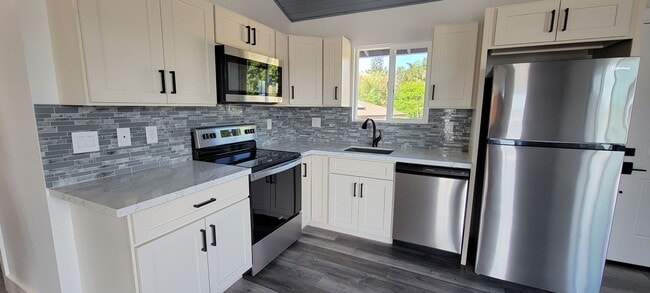 Building Photo - Kinaole Unit Kinaole C Rental