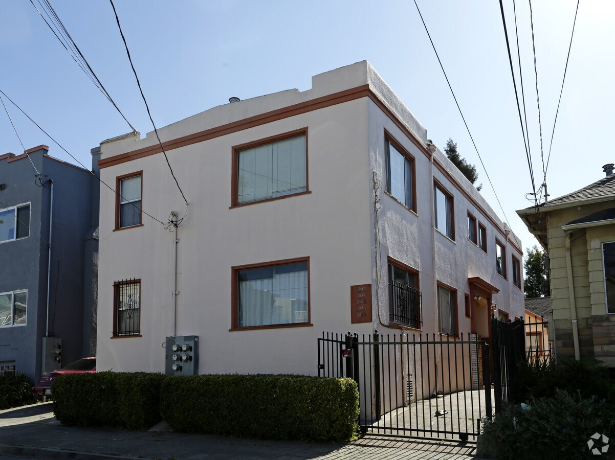 Photo - 3942-3950 Ruby St Apartamentos