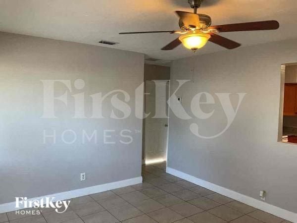 Photo - 6404 Fletcher St