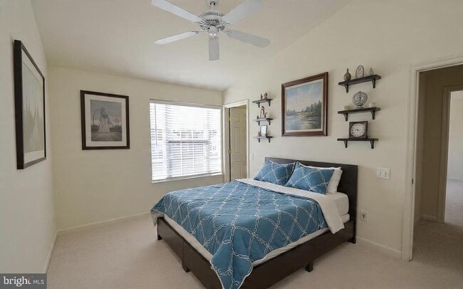 Photo - 45460 Conductor Terrace Unit 300