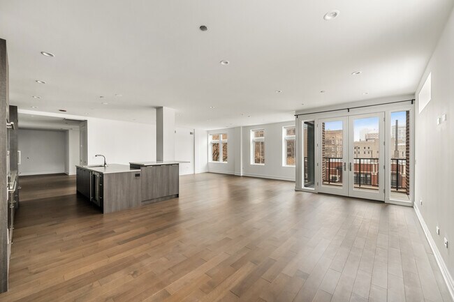Photo - 434 W Melrose St Unit 401