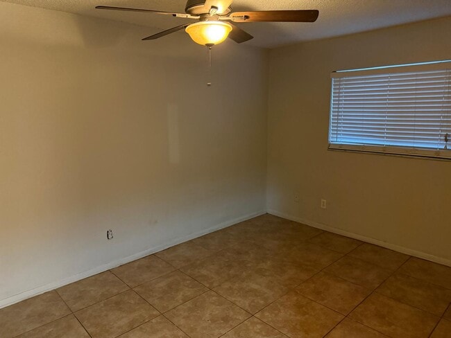 Photo - 915 Lake Palms Dr Unit 915