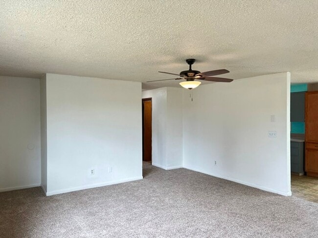 Photo - 3Bd/1Ba Single Story House - Available Now!