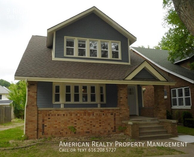 Building Photo - 9 Richards Ave NW