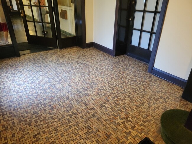 Photo - 360 Ridge Ave Unit 11-3