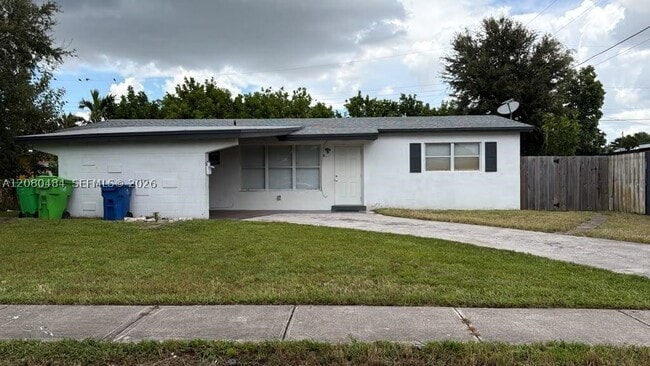 6111 NW 17th St