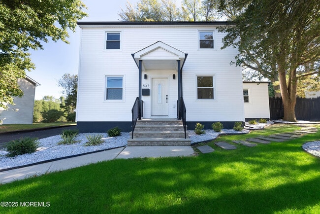 Photo - 537 Prospect Ave