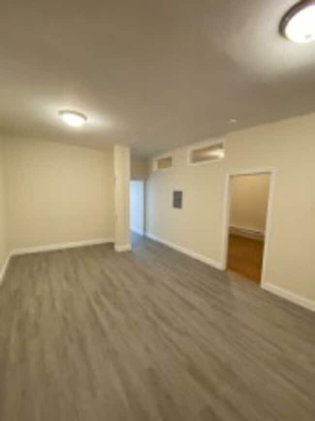 Photo - KENMORE (BU/NEU) 3 bed 1.5 bath - 9/1 - NO FEE