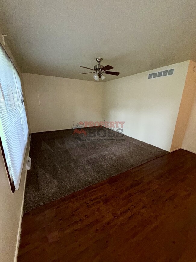 Photo - 1351 Pine Ct