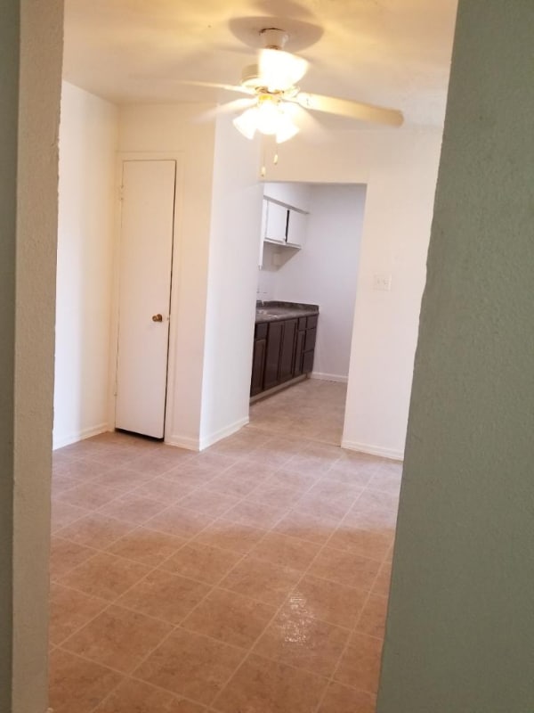 Photo - 2701 Perez Rd Apartamento