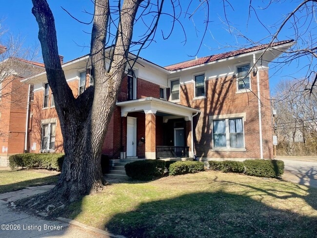 Building Photo - 1109 E Kentucky St Unit 4