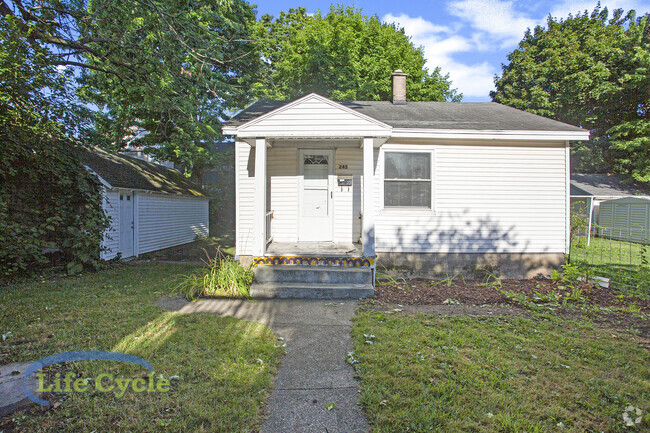 Building Photo - 243 Michigan St NW Rental