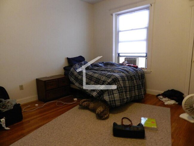 Photo - Charming 4 Bedrooms-No Broker Fee