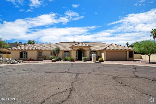 Building Photo - 15311 E 2 Gun Cir Rental