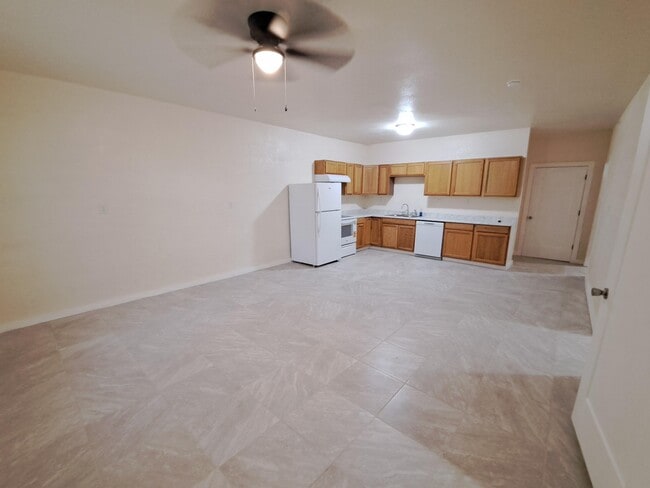 Photo - 1306 Iowa Ave Unit 3