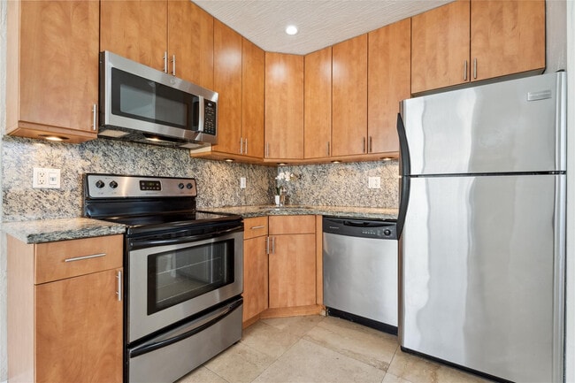 Photo - 1848 NE 46th St Unit G5