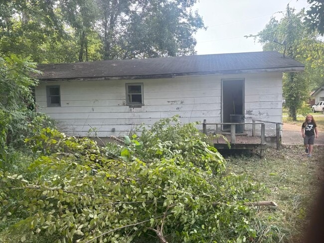 511 Bud Ave