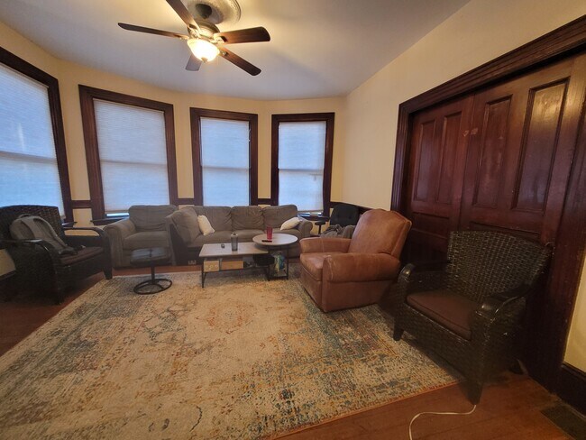 Photo - 126 Calumet St Unit 1