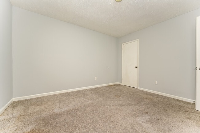 Photo - Fantastic 4bd/2ba home! Let yourself in!