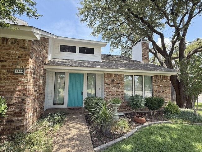 Building Photo - 3300 Wells Dr Rental