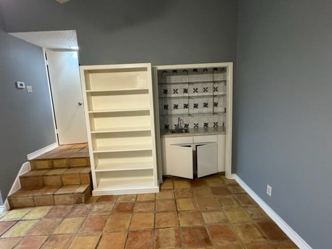 Photo - 78 Villa Way