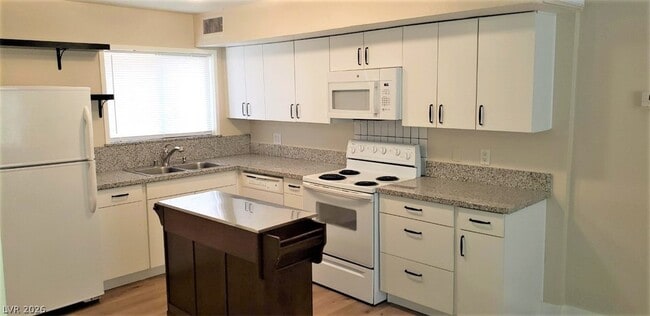 Building Photo - 5118 Garden Ln Unit C