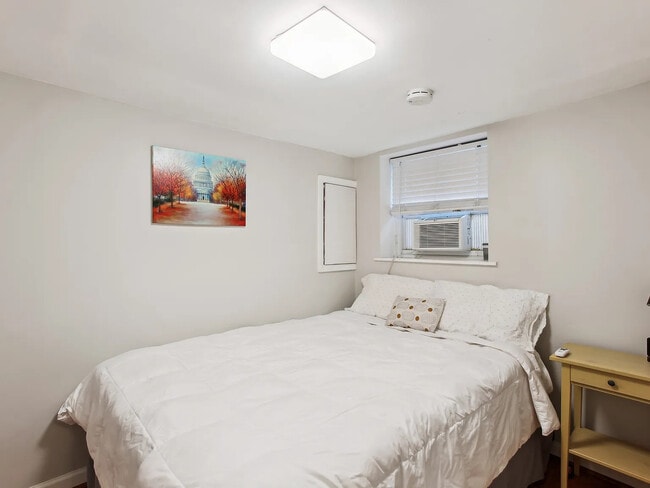 Photo - 2609 11th St NW Unit B