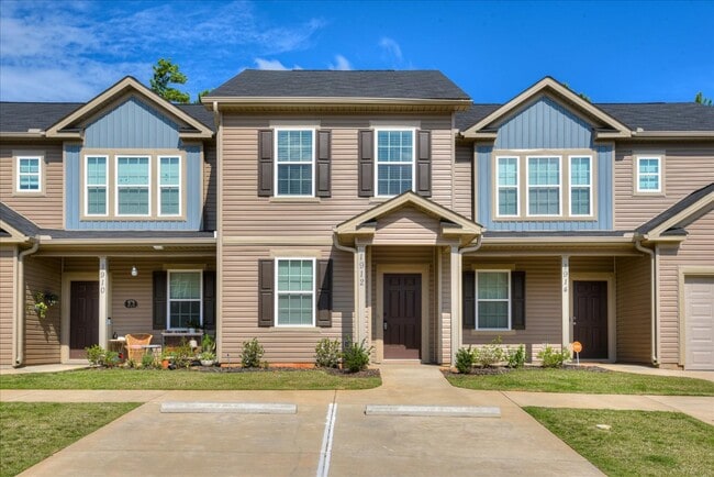 Photo - 1912 Butternut Dr Townhome