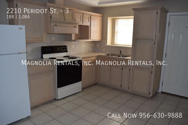 Photo - 2210 Peridot St Unidad 3