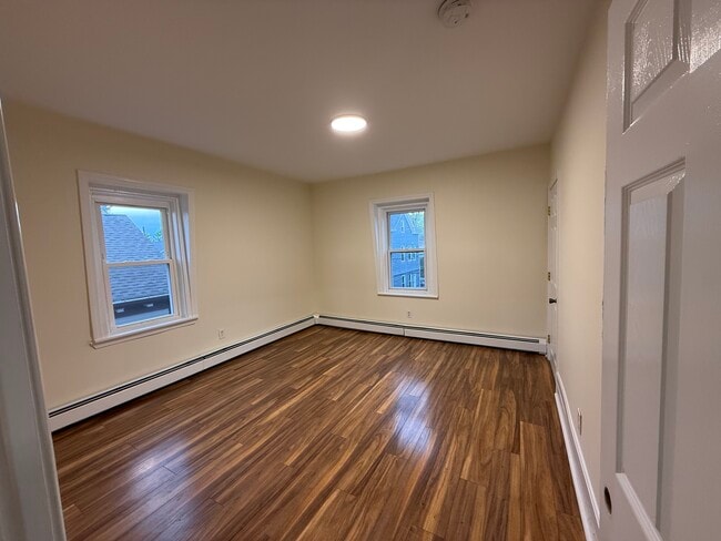Photo - 20 Peach Ave Unit 3
