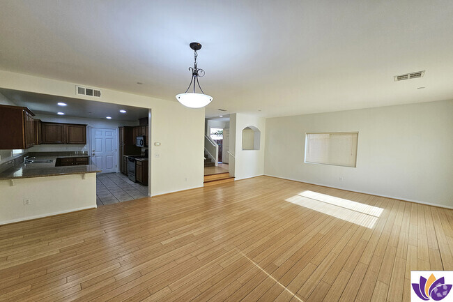 Building Photo - 14040 Bryant Ln Unit 14040 Bryant Ln, Sylmar, Rental