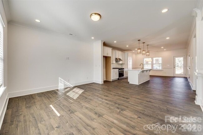 Photo - 1237 Eastway Dr