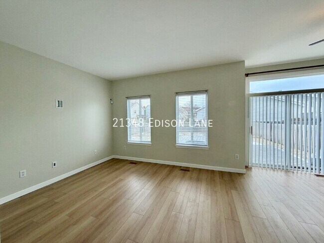 Photo - 21348 Edison Ln