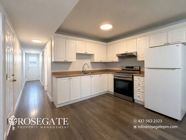 Photo - Pet-Friendly 2-Bedroom Basement Apartment with 2 Parking Spaces & Backyard – Barrie Unit 2