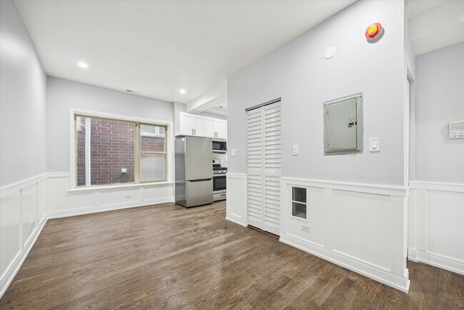 Photo - 4212 S King Dr Unidad 2E