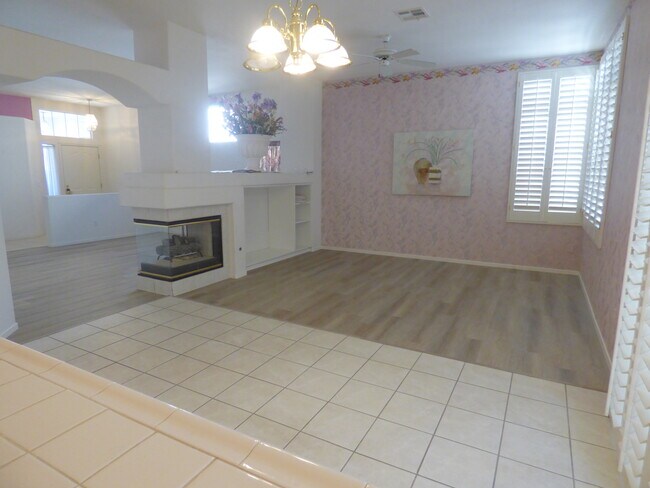 Photo - 2003 Summerside Ct