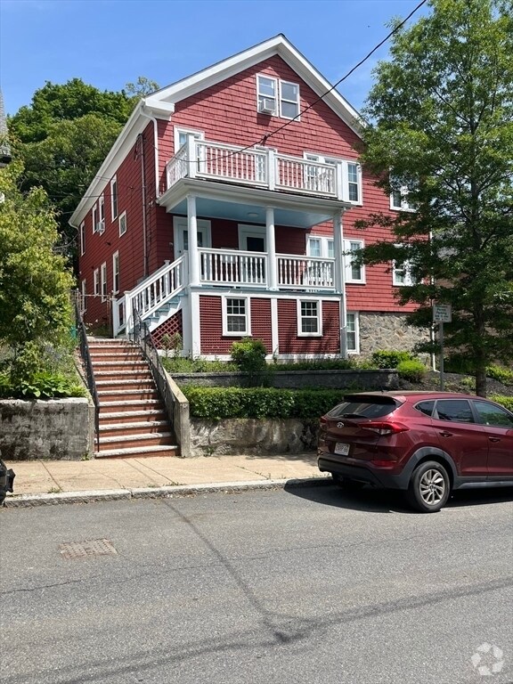 Building Photo - 198 Wachusett St Unit 1 Rental