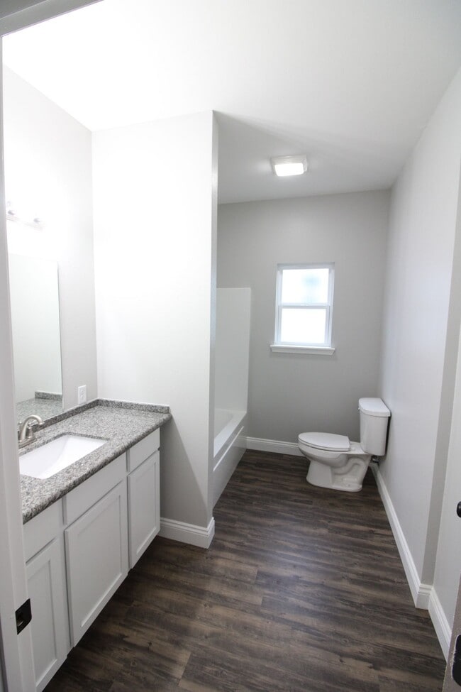 308 Lacey Eden Ln
