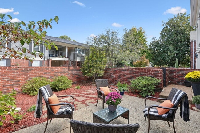 Photo - 5025 Hillsboro Pike Unit 8f