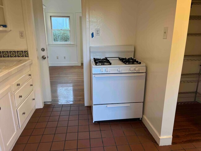 Photo - 3418 Cattaraugus Ave