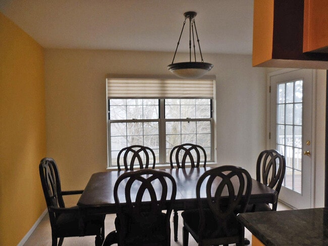 Photo - 4314 Hillside Dr