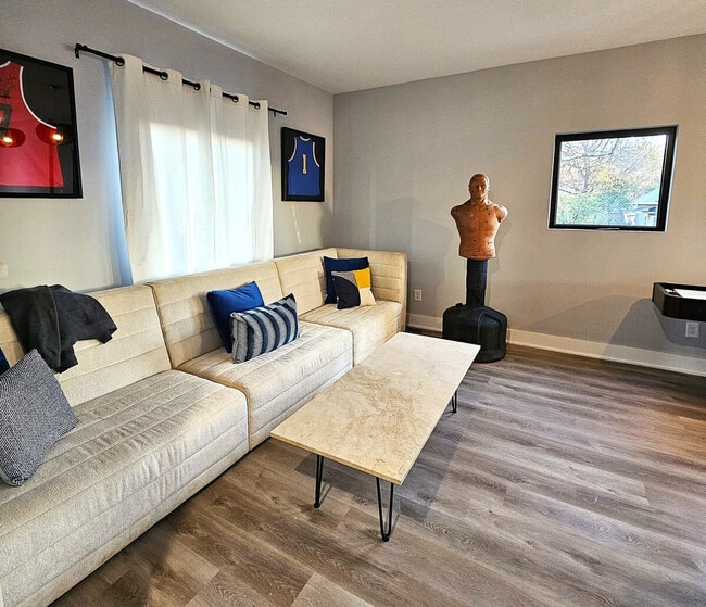 Photo - 1257 Francis St NW Unit SI ID1596444P