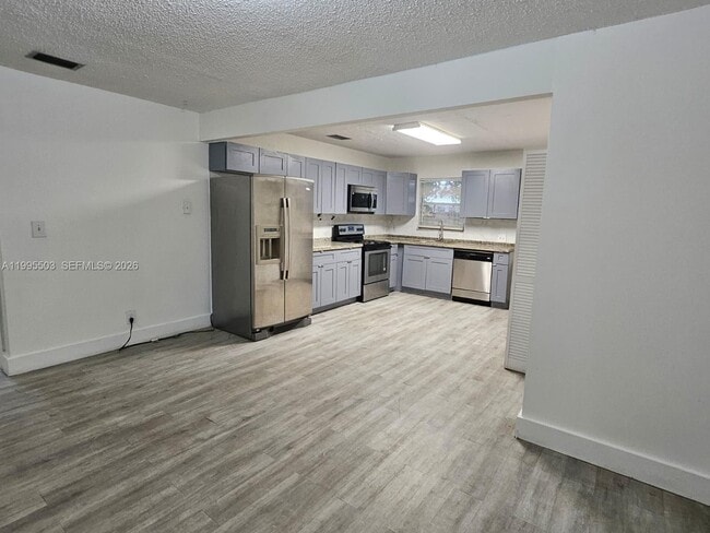 Photo - 209 SW 9th St Unit 209