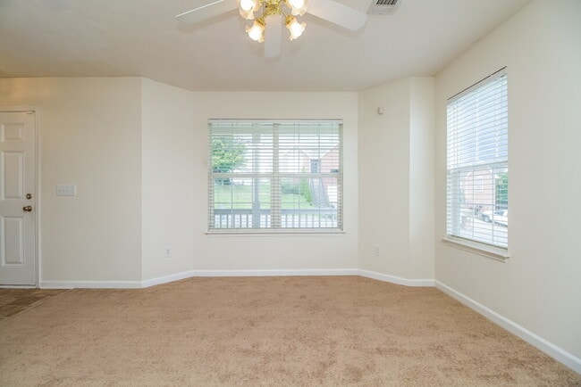 Photo - 1133 Phelissa Dr Casa