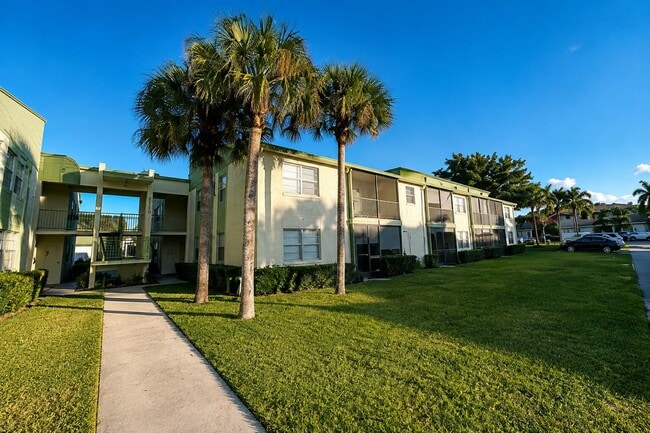 Building Photo - 4147 NW 90th Ave Unit 206