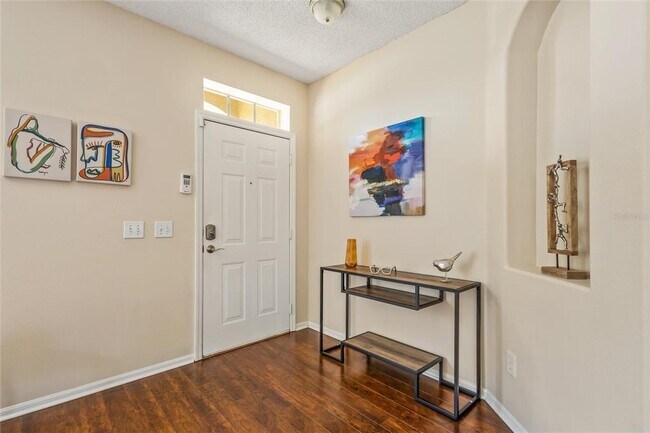 Photo - 422 Graystone Blvd