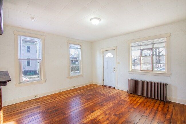 Photo - 331 Franklin Ave