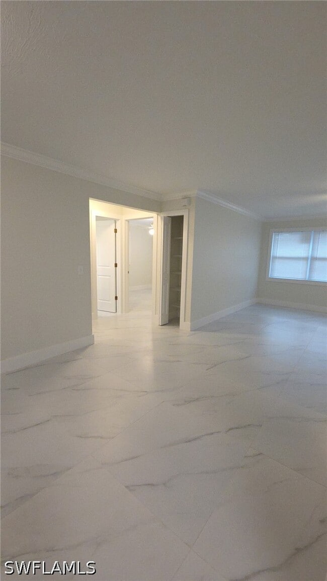 Photo - 18600 Miami Blvd