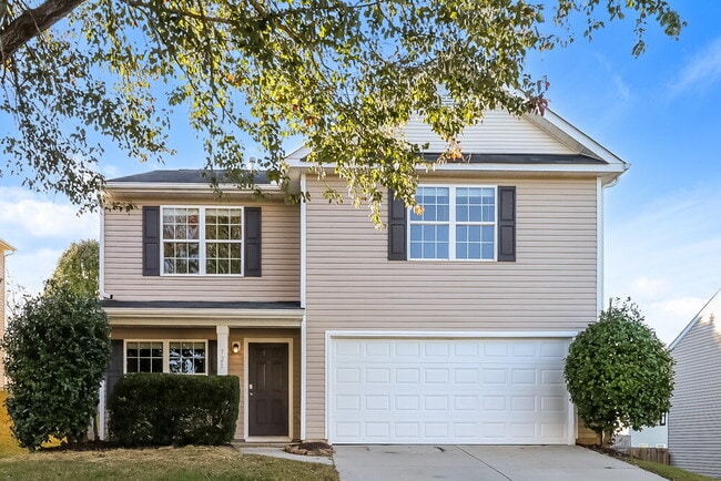 Building Photo - 721 Overlook Rd